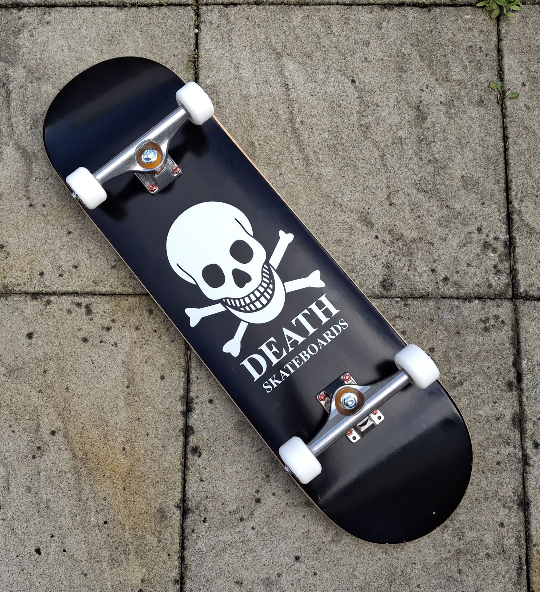 New Skateboard – Death OG Black Skull | Platinum Al's Virtual Hot Tub